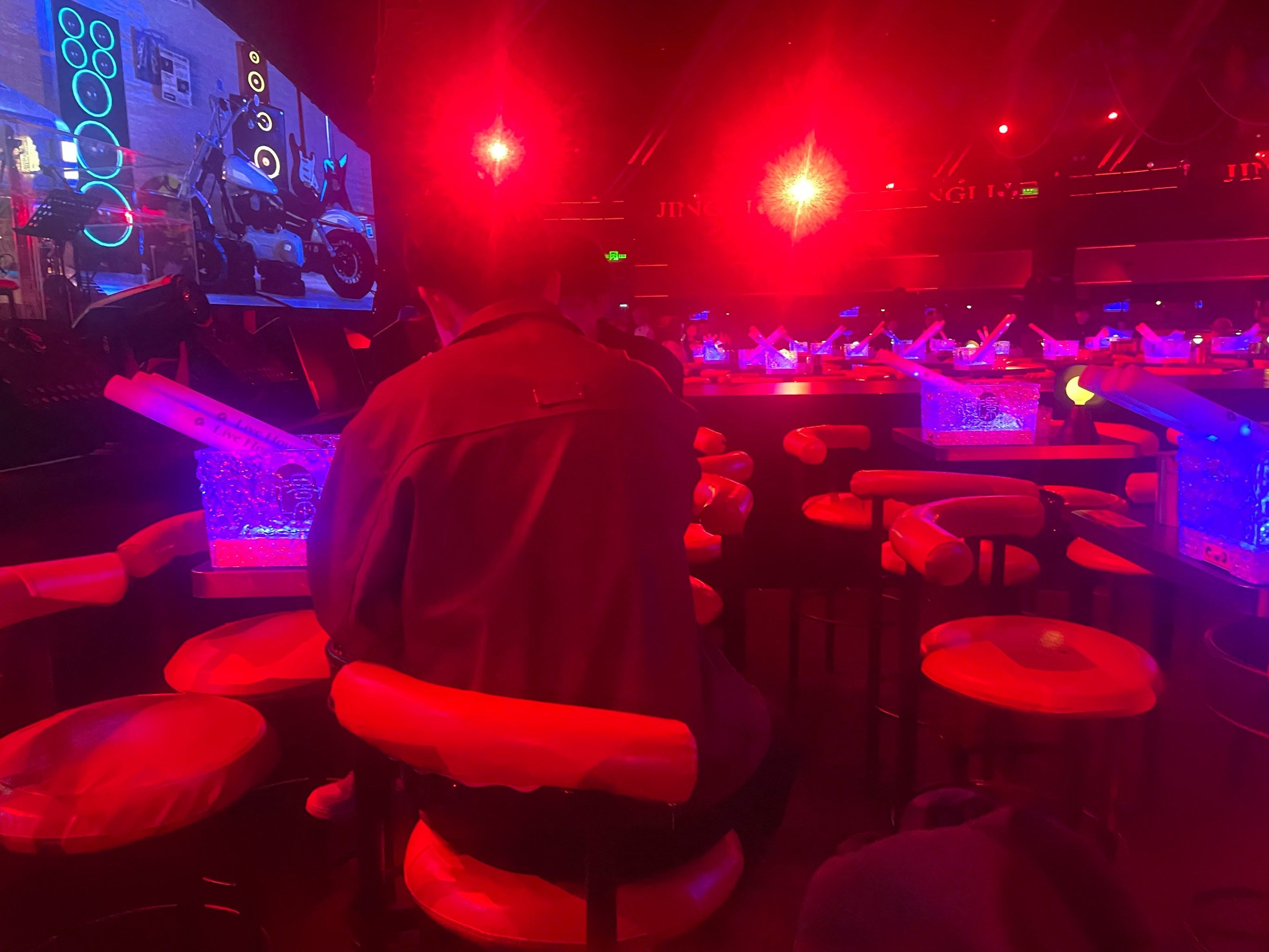 运城商务ktv体验详查-闻喜县ktv预定